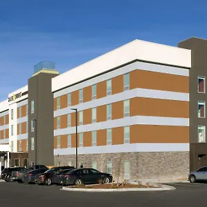 Hotel Home2 By Hilton International Airport